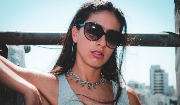 Sunglasses that Heed to Call Of The Fall- Must Buy! | Sunglassville blog