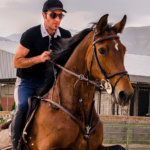 Tips To Choose Sports Sunglasses For Horse Riders Untitled design (2)